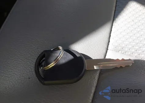 2007 Ford F-150 Stx/Xl/Xlt from USA, damaged, VIN 1FTRF12217NA00967